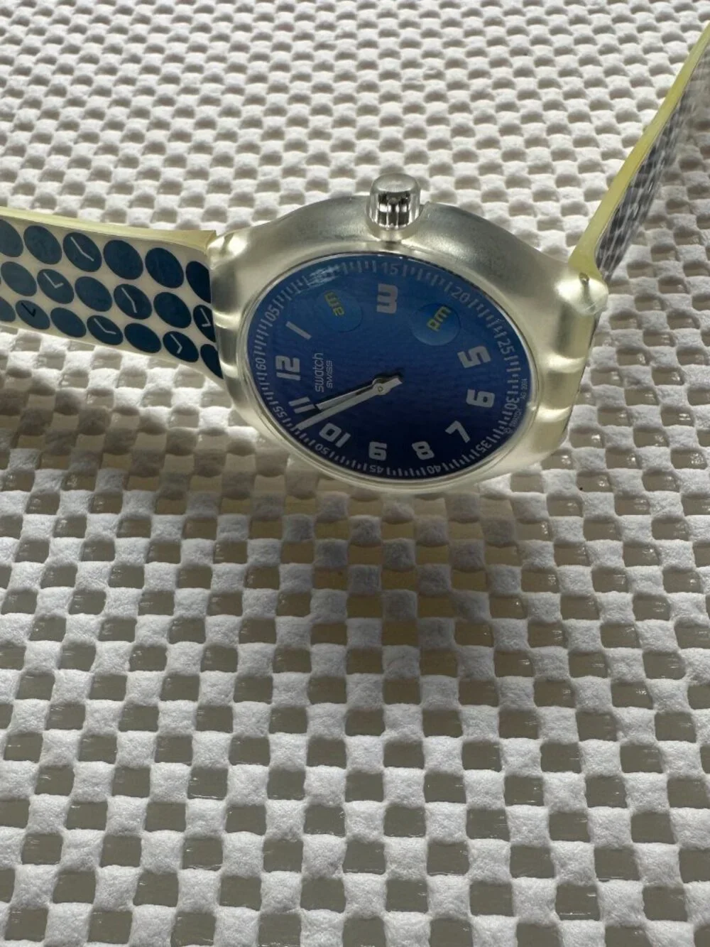 Swatch Watch Time Scales STBK101 Vintage 2004